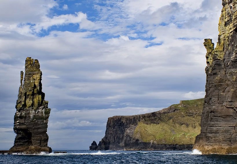 Experience the Cliffs of Moher on a Daytrip! 