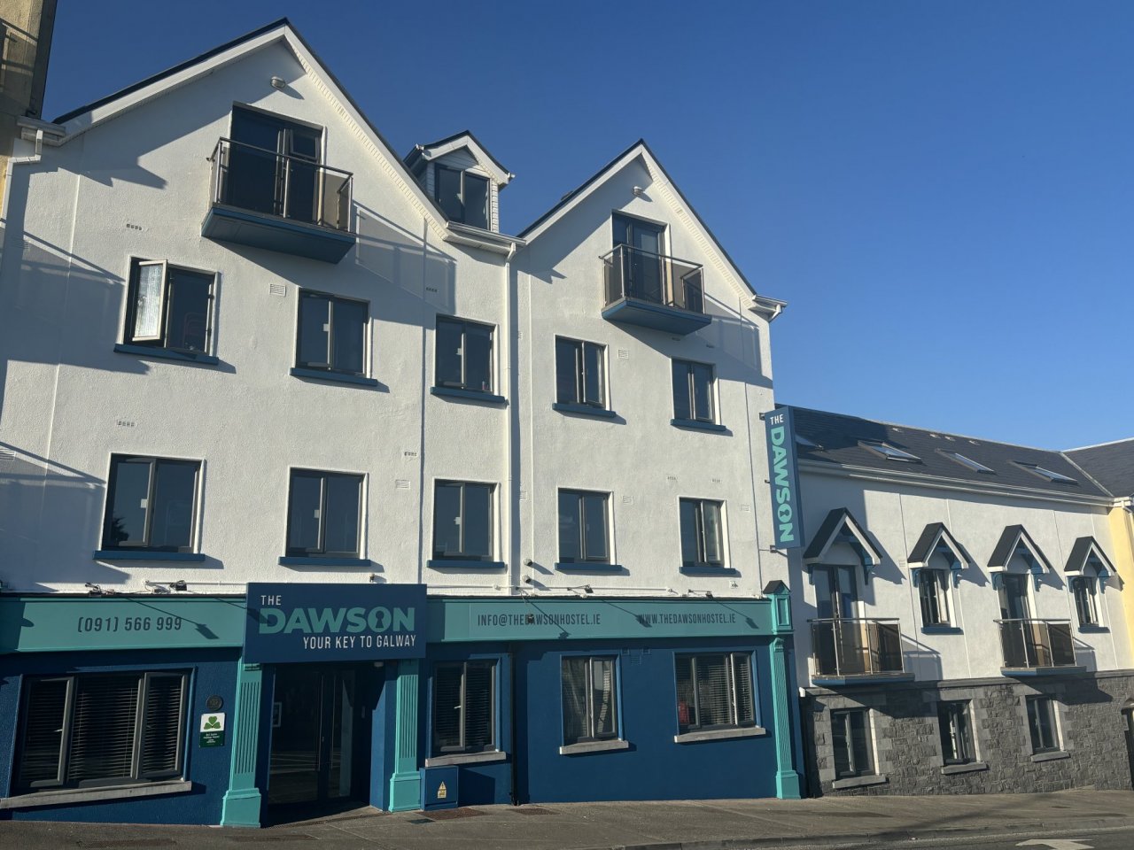 The Dawson Hostel Galway City Centre Exterior 