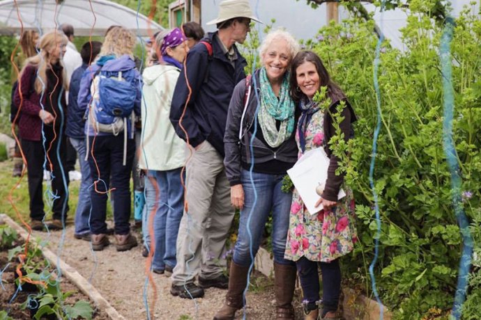 Group Tour enjoying outdoors horticulture 