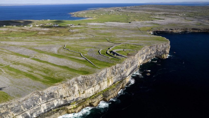 Cliffs of Inis Mor and General view of the Island from North