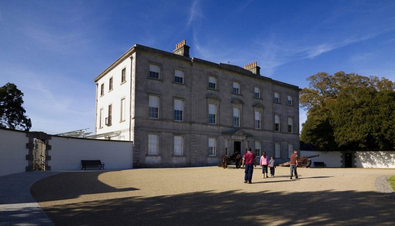 Group Visiting During Sunny Day Battle of The Boyne Visitor Centre