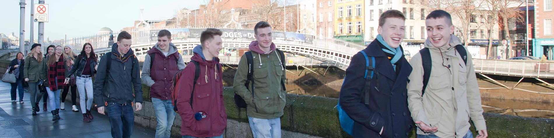 Group of students - Traveling in Ireland